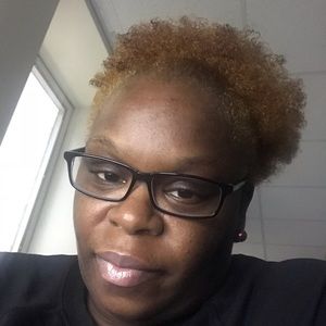 Meet your Posher, Yvonne